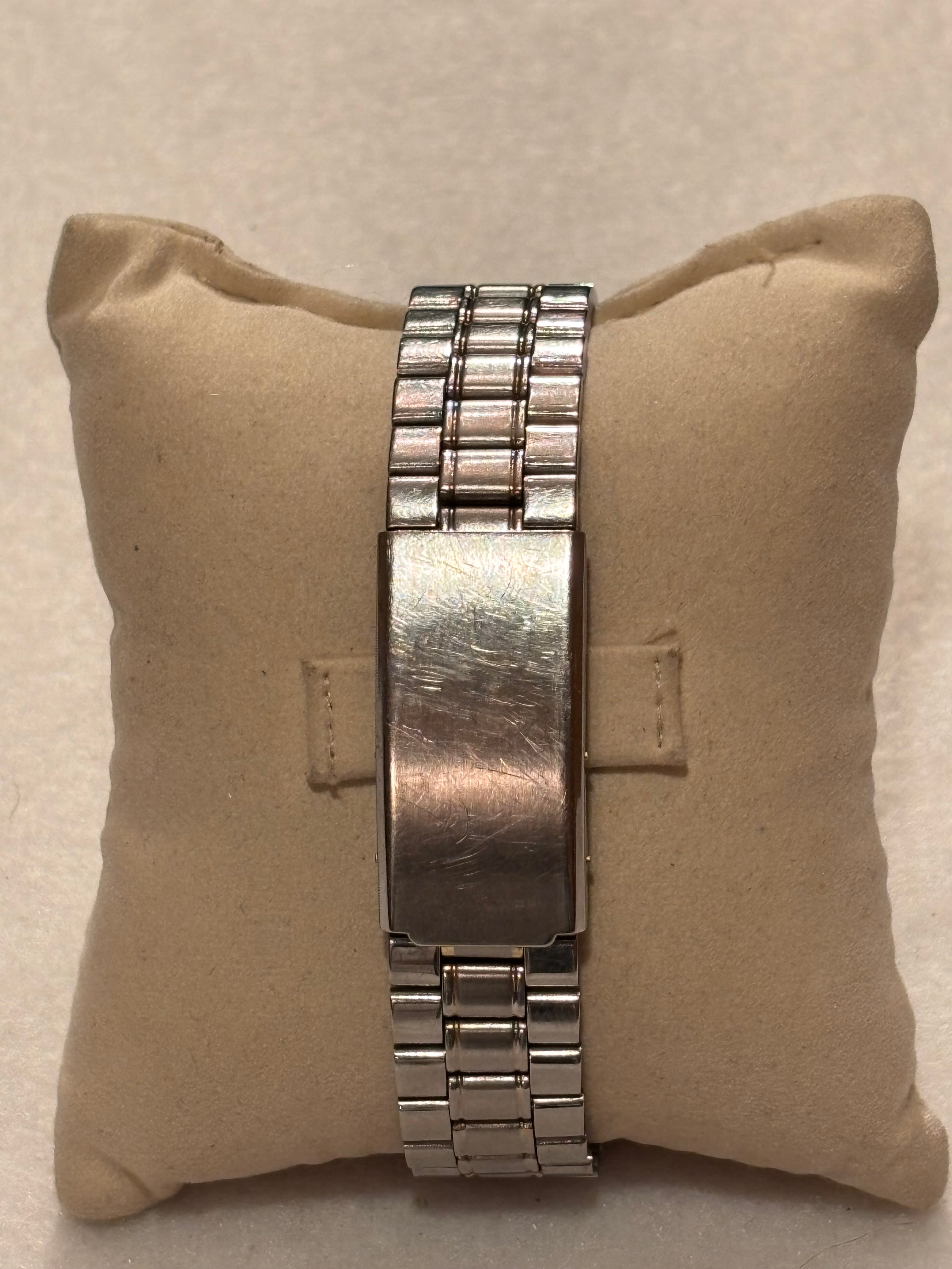 Moretime Quartz – Safirglas – 100M – Datum – Herrklocka