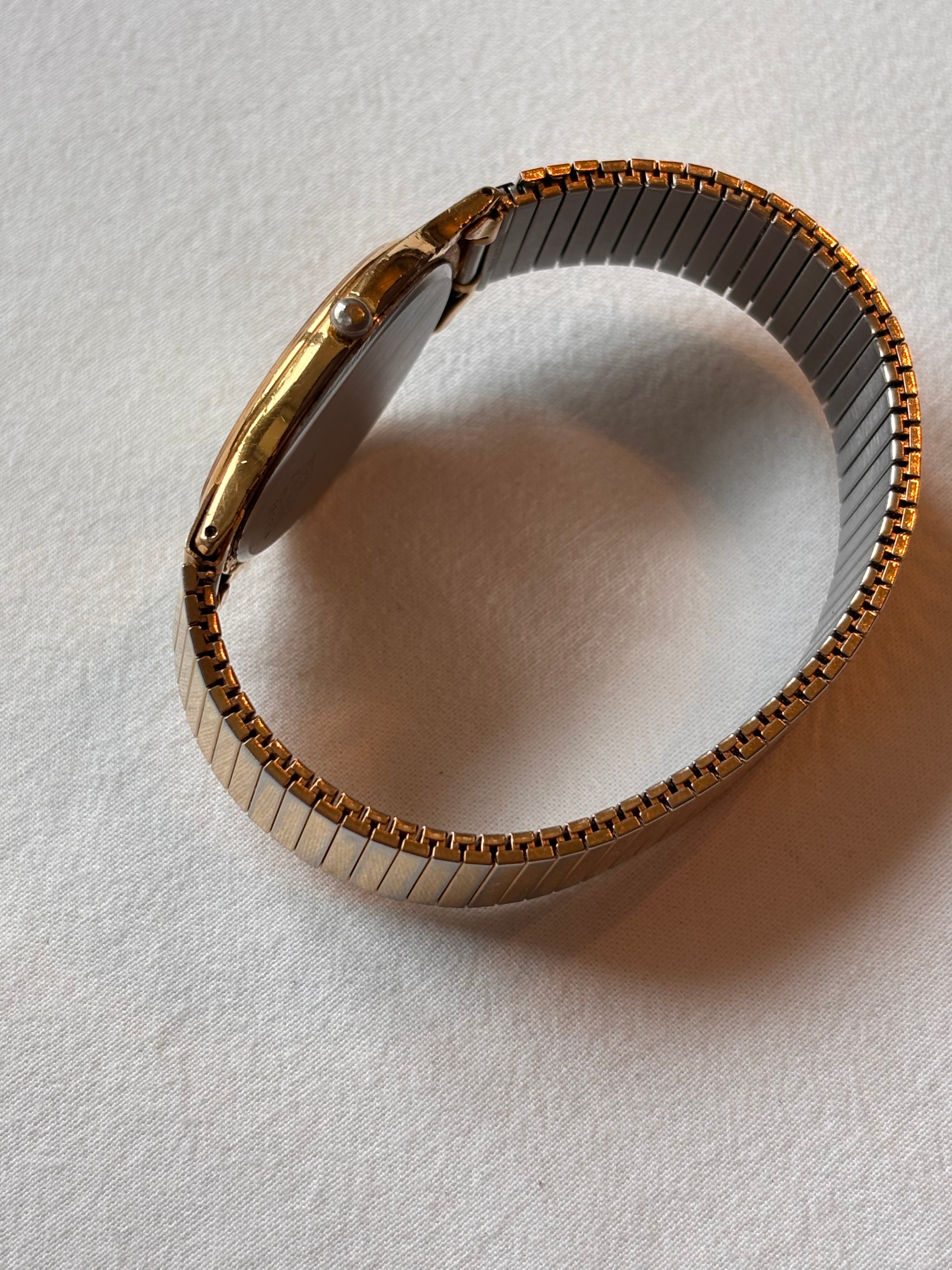 Seiko Vintage Gold Tone Quartz Watch – Stretch Bracelet