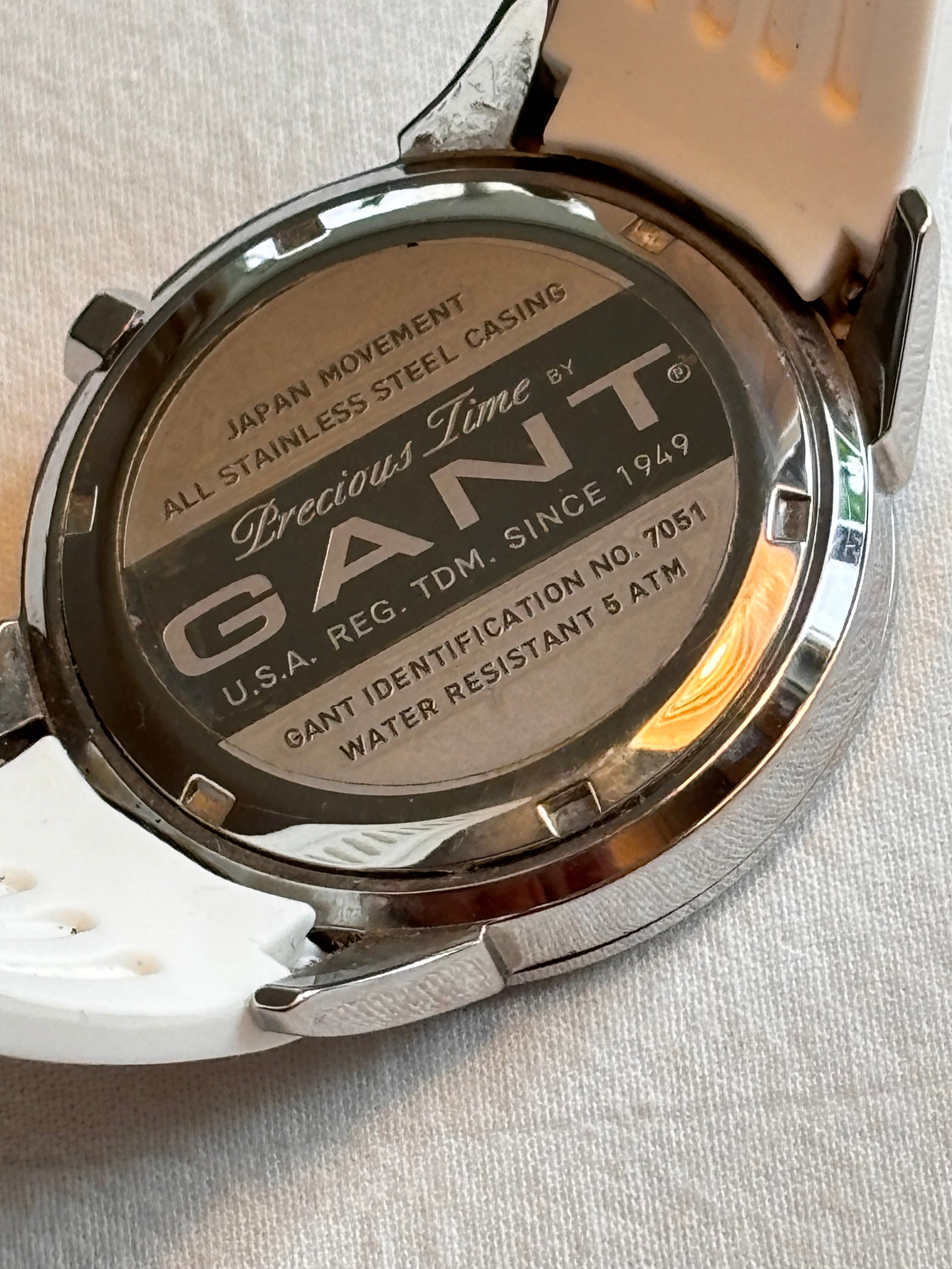 GANT Ladies Crystal Bezel Watch – White Silicone Strap – 50M Water Resistant