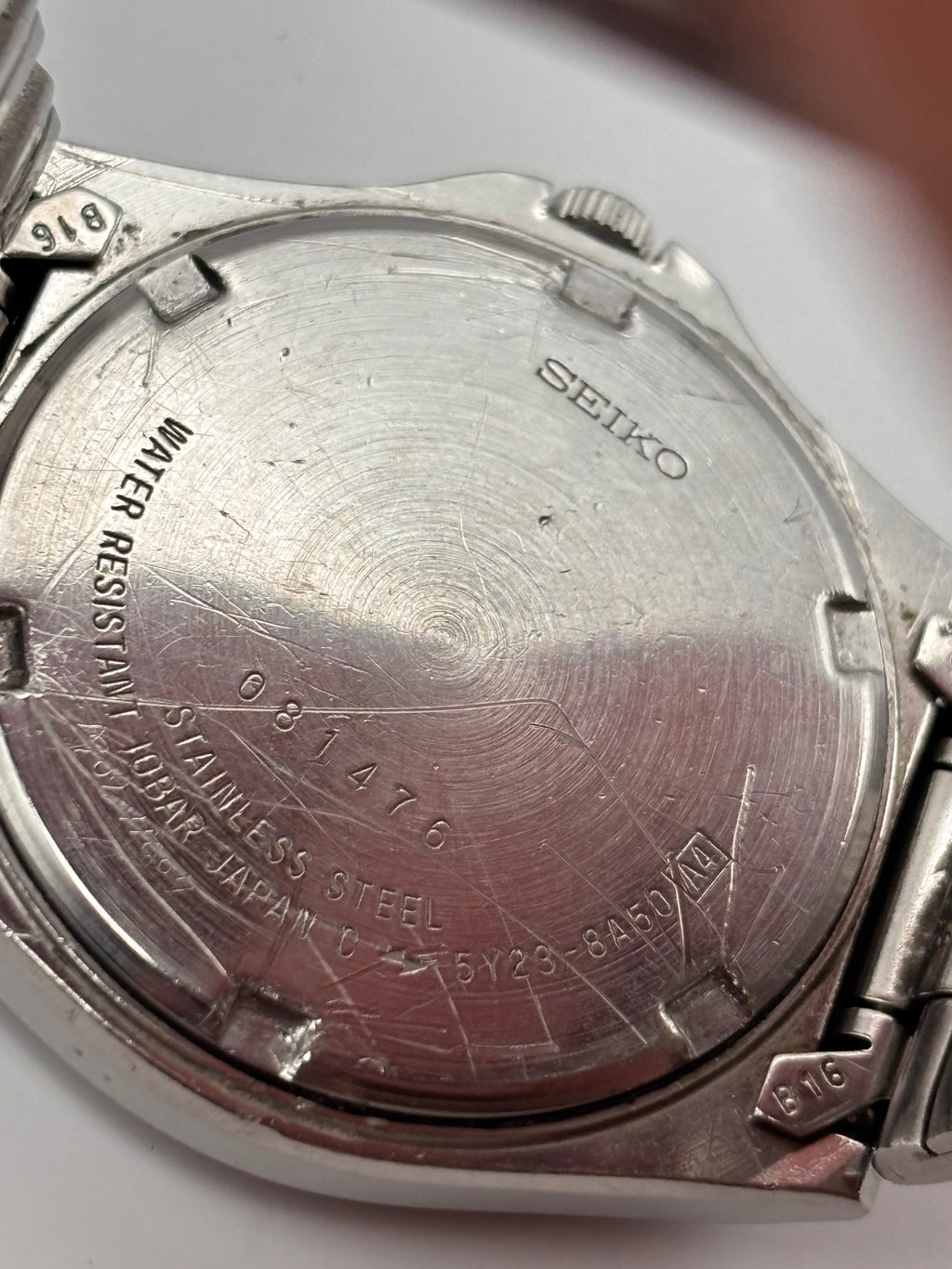 Seiko SQ100 5Y23-8A50 Vintage Quartz Watch Day-Date Stainless Steel