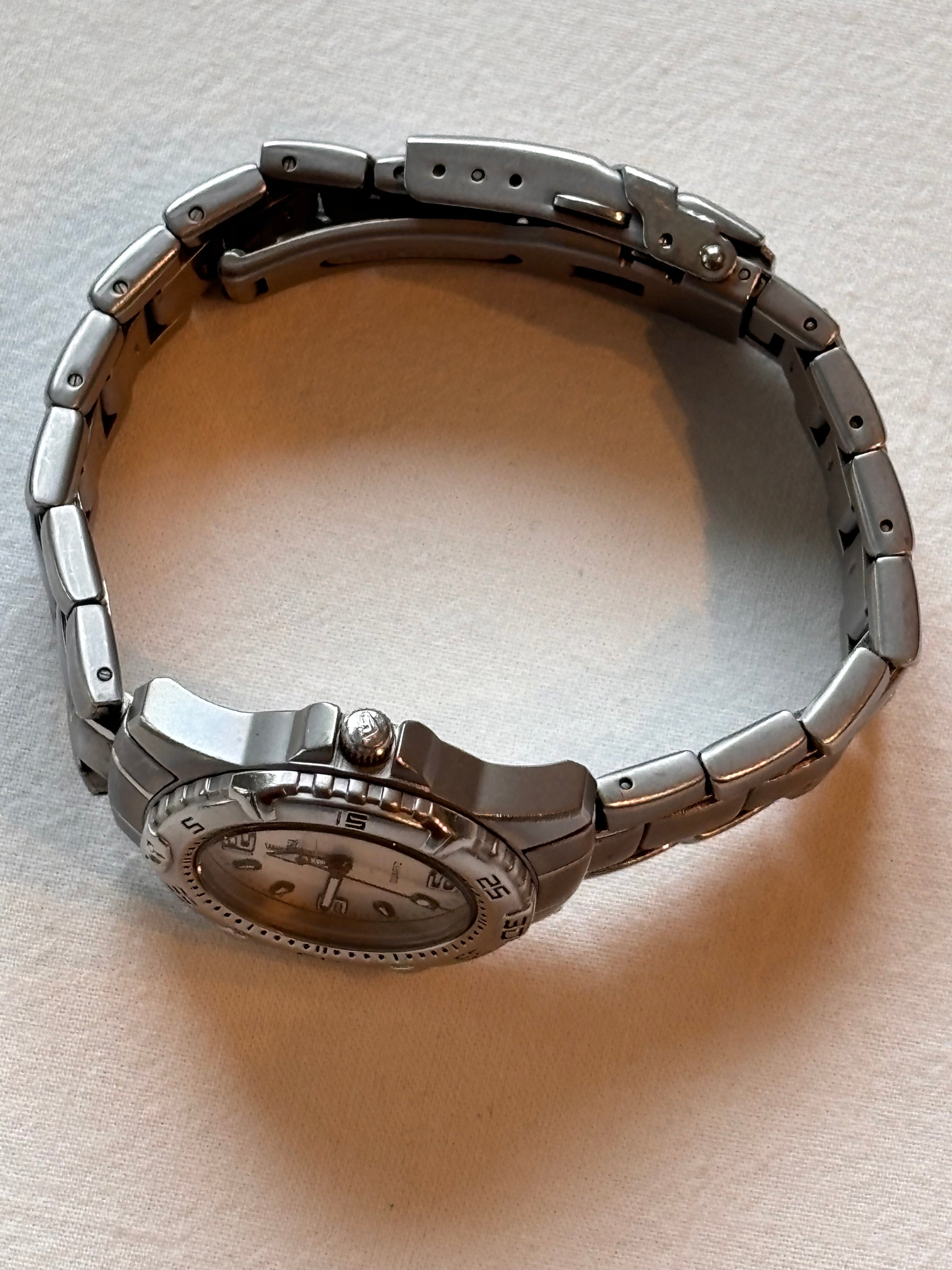 Festina Quartz Watch – Silver Tone Stainless Steel – Date Display