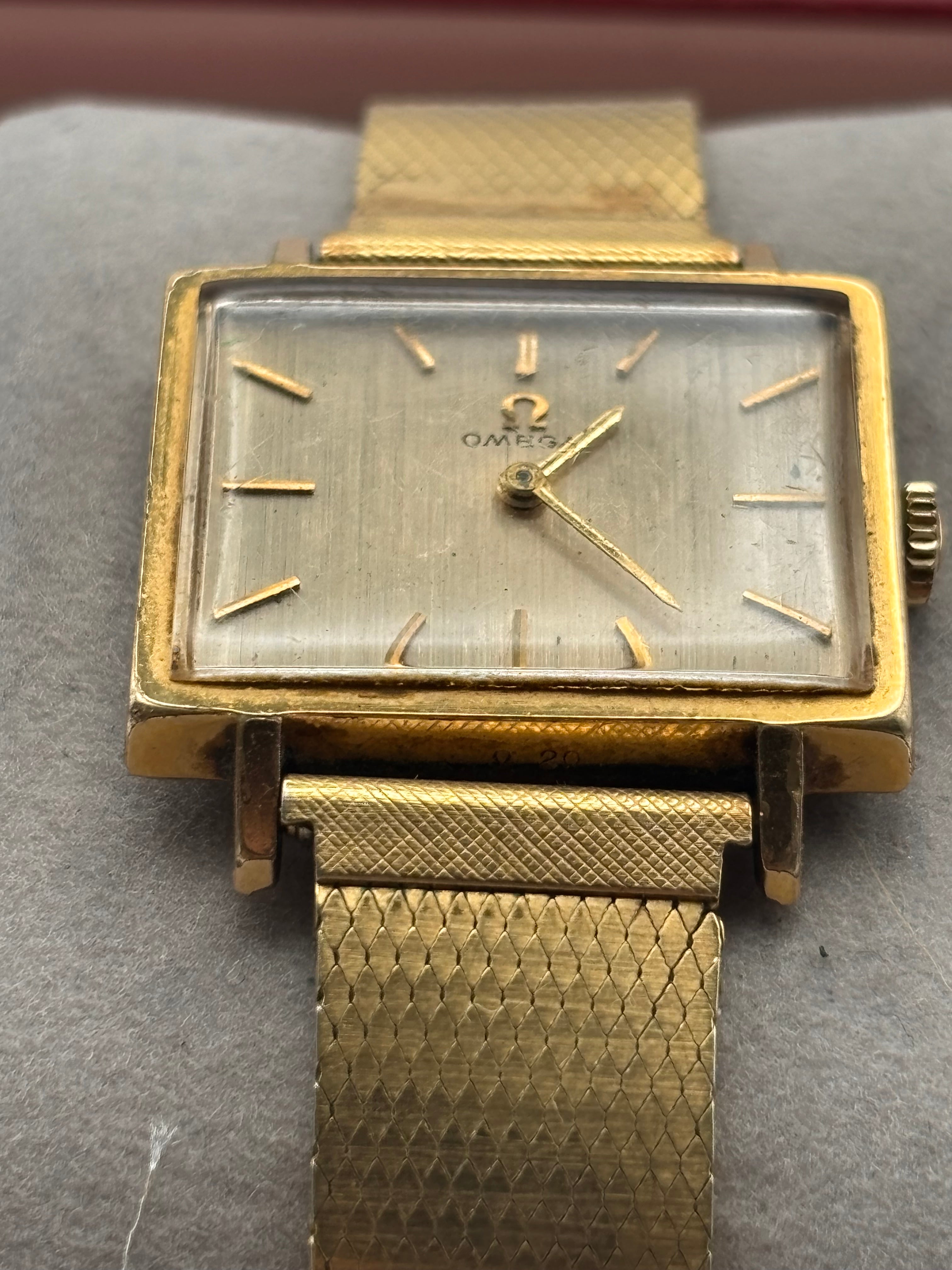 Vintage Omega De Ville Square Manual Wind – Gold Plated – Cal. 620 – Original Mesh Bracelet