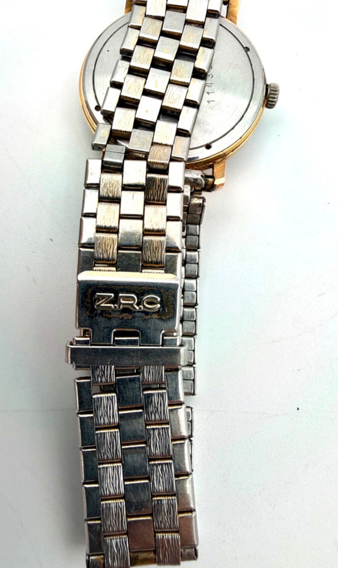 Vintage Zenith Dress Watch – Gold Plated Case – Swiss Hand-Wound – Silver Sunburst Dial