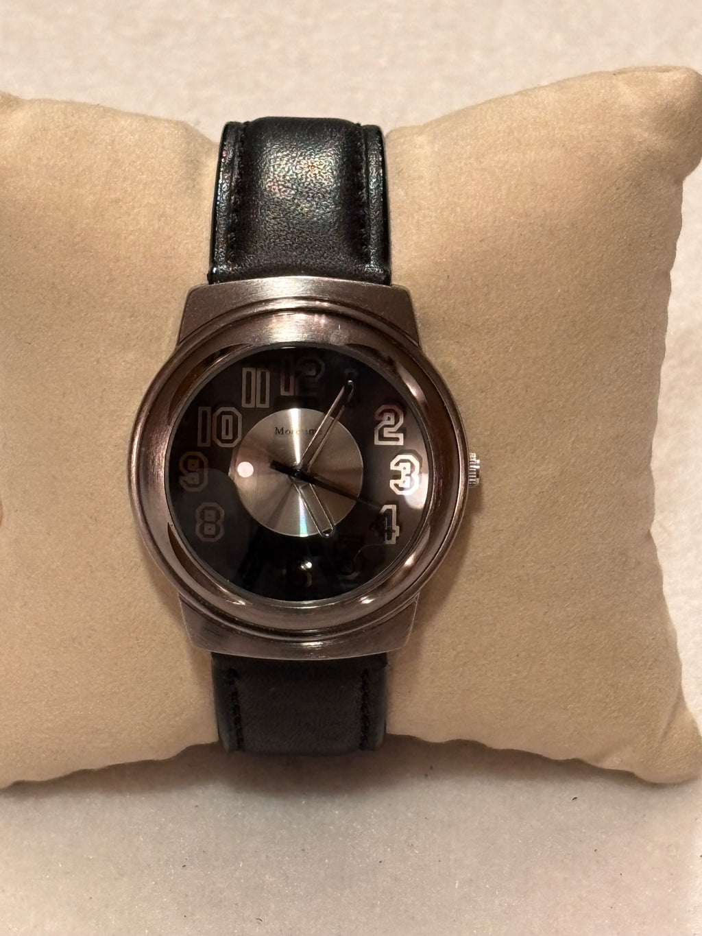 Moretime Vintage Quartz Watch – Black Dial – New Leather Strap