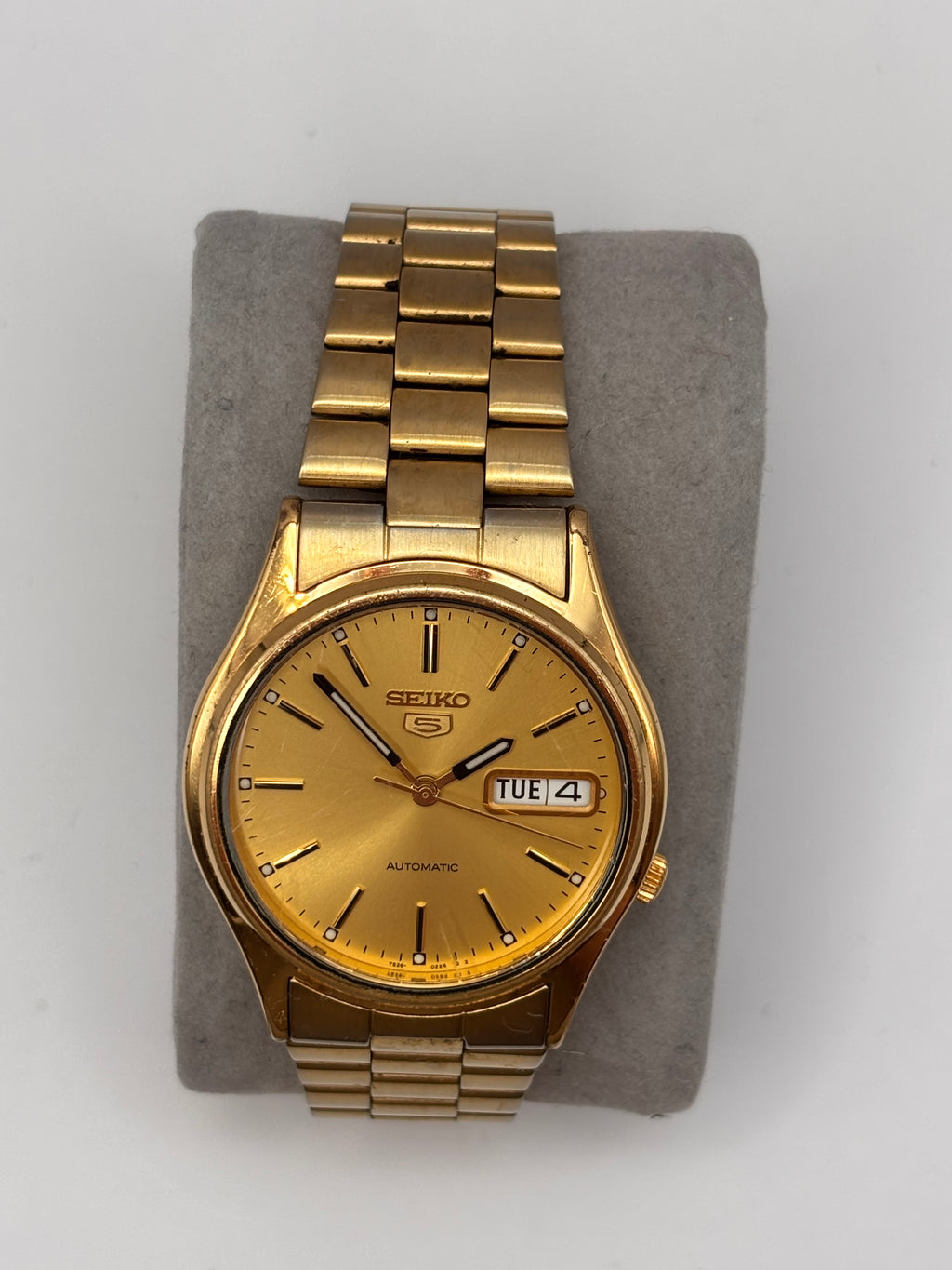 Seiko 5 Automatic Gold Tone Day-Date 21 Jewels – Perfect Working Condition