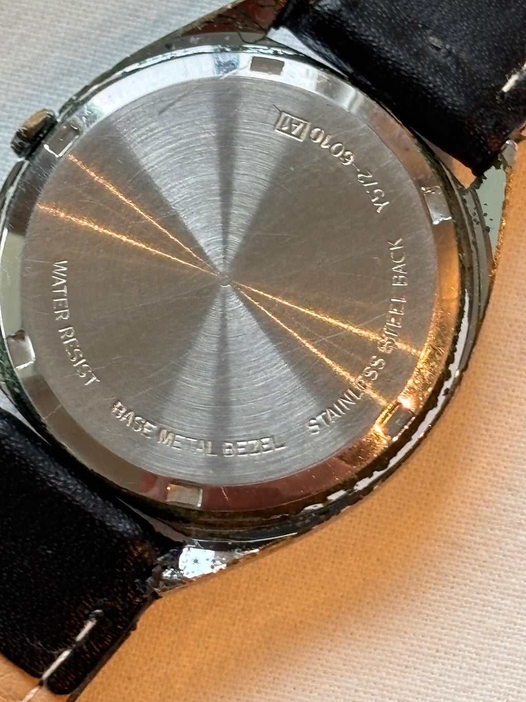 Mortime Classic Quartz Watch – White Dial – Black Leather Strap