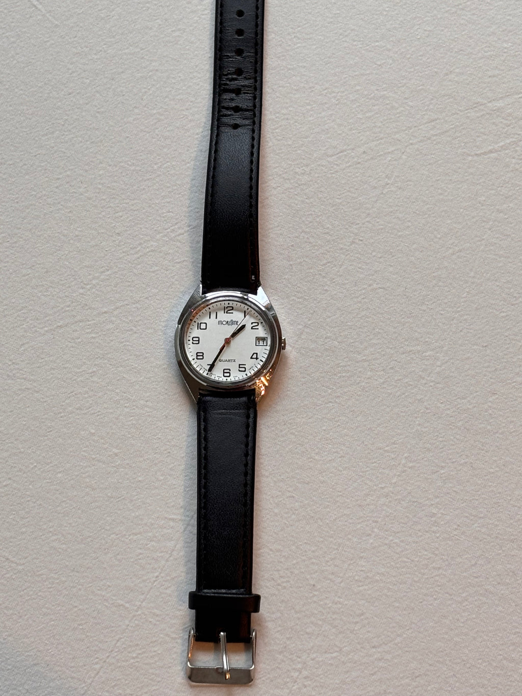 Mortime Classic Quartz Watch – White Dial – Black Leather Strap