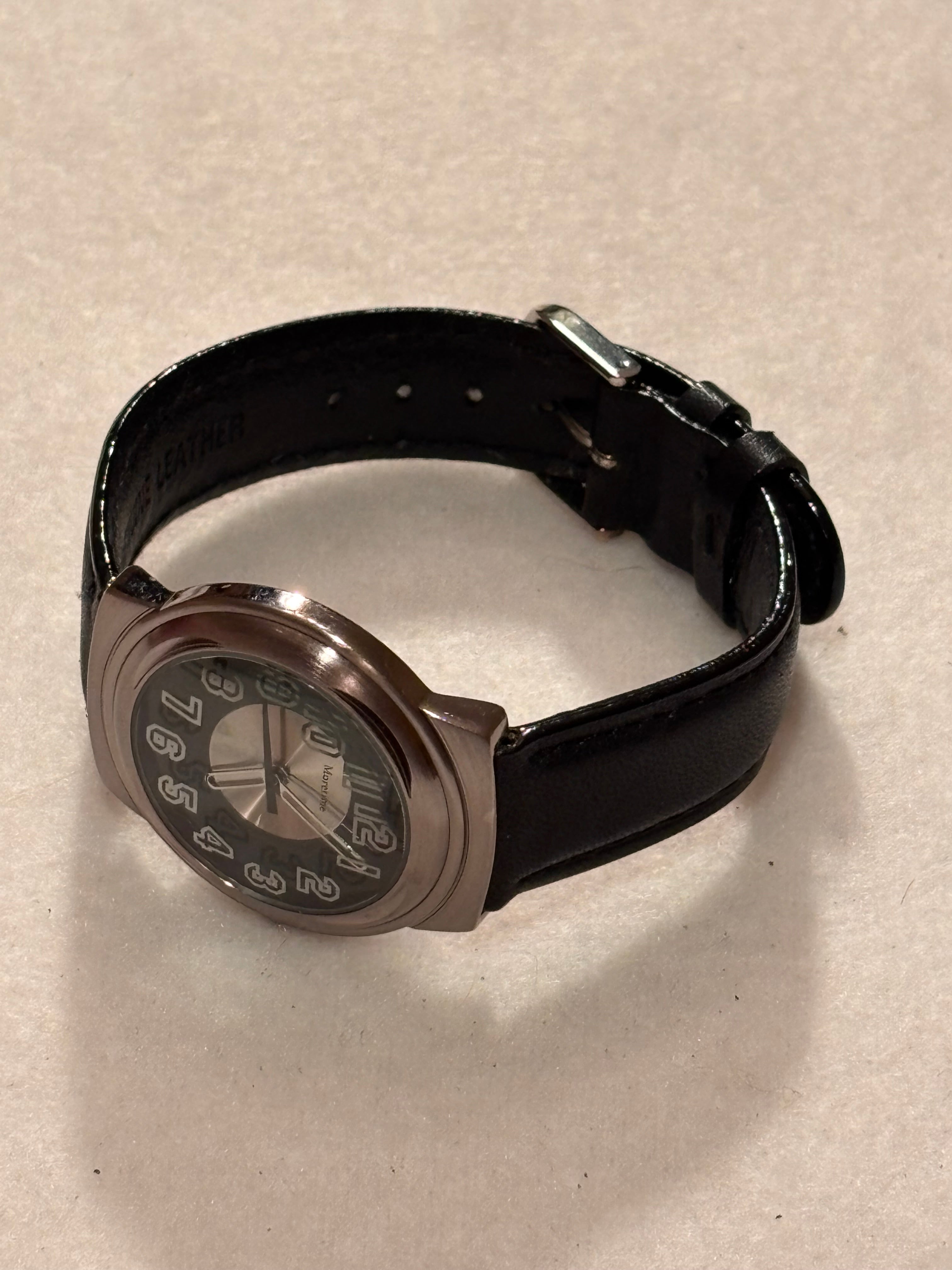 Moretime Vintage Quartz Watch – Black Dial – New Leather Strap