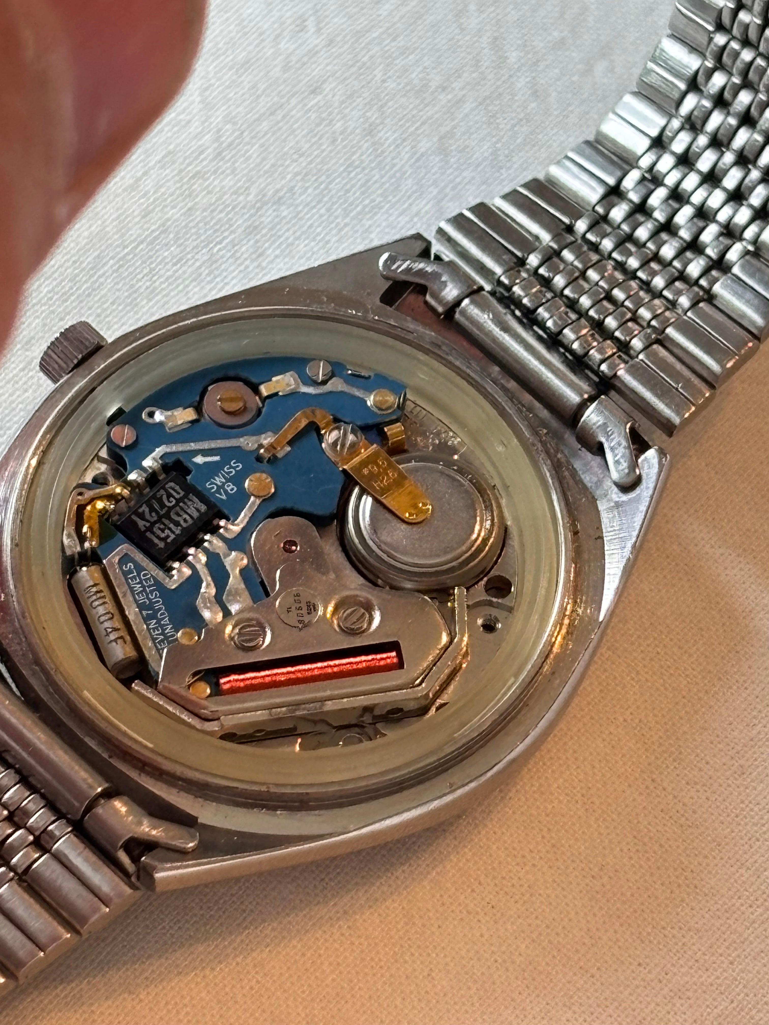Tissot Seastar Quartz – Swiss Made – Stainless Steel Bracelet