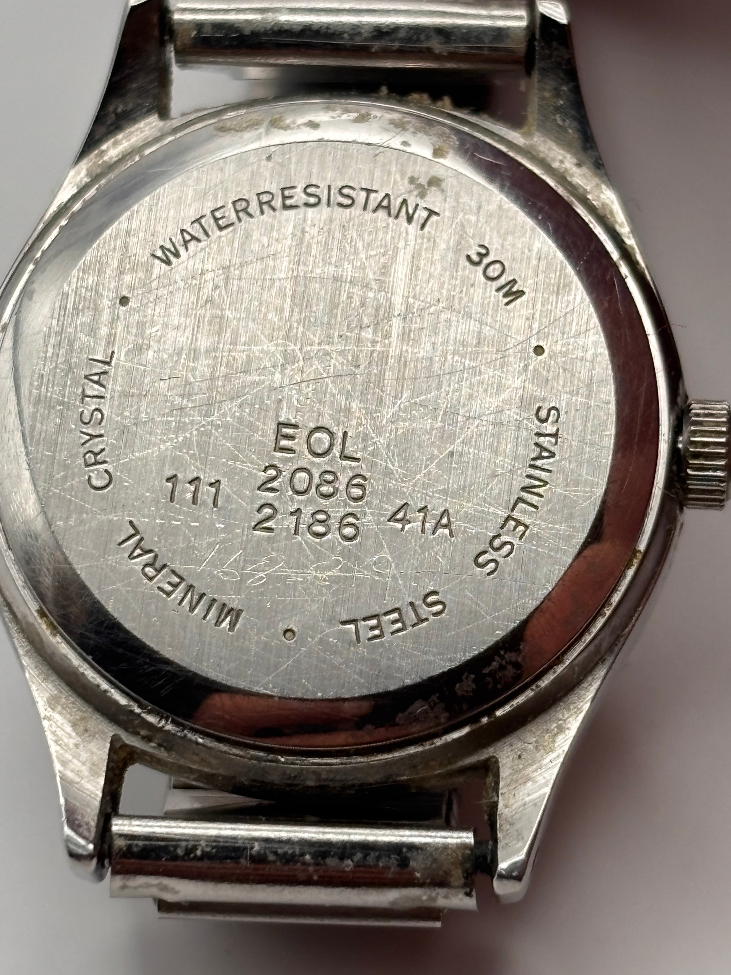 Certina Ladies Quartz – Swiss Made – Mother of Pearl Dial – Vintage Watch