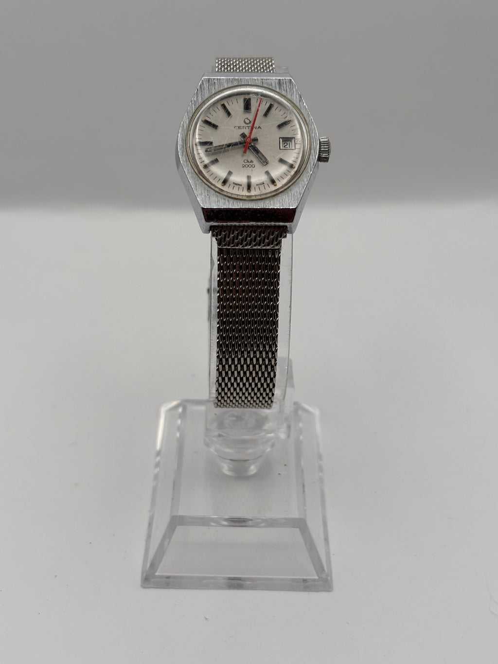 Certina Club 2000 – Vintage Swiss Mechanical – Date – Original Mesh Bracelet