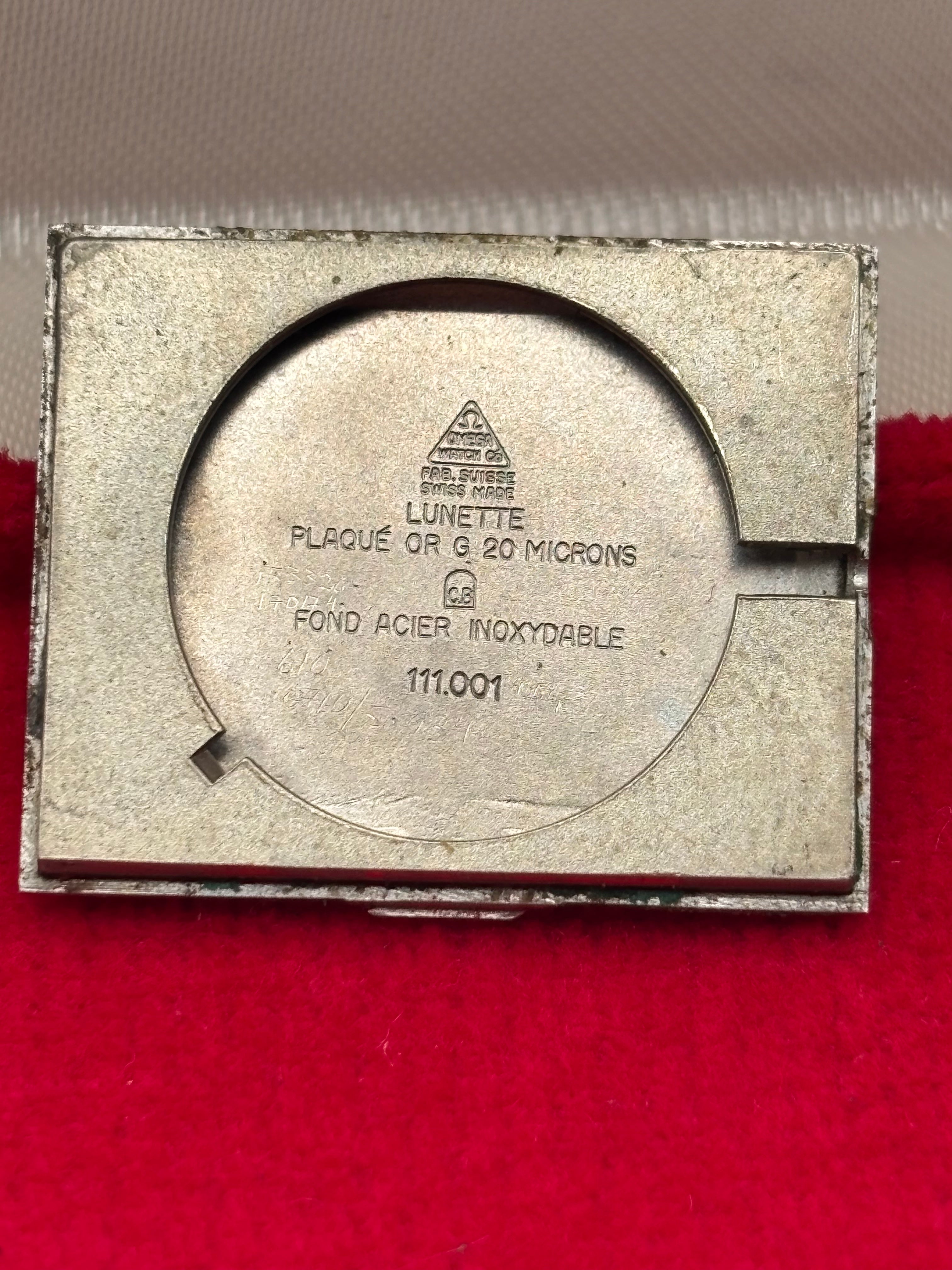 Vintage Omega De Ville Square Manual Wind – Gold Plated – Cal. 620 – Original Mesh Bracelet