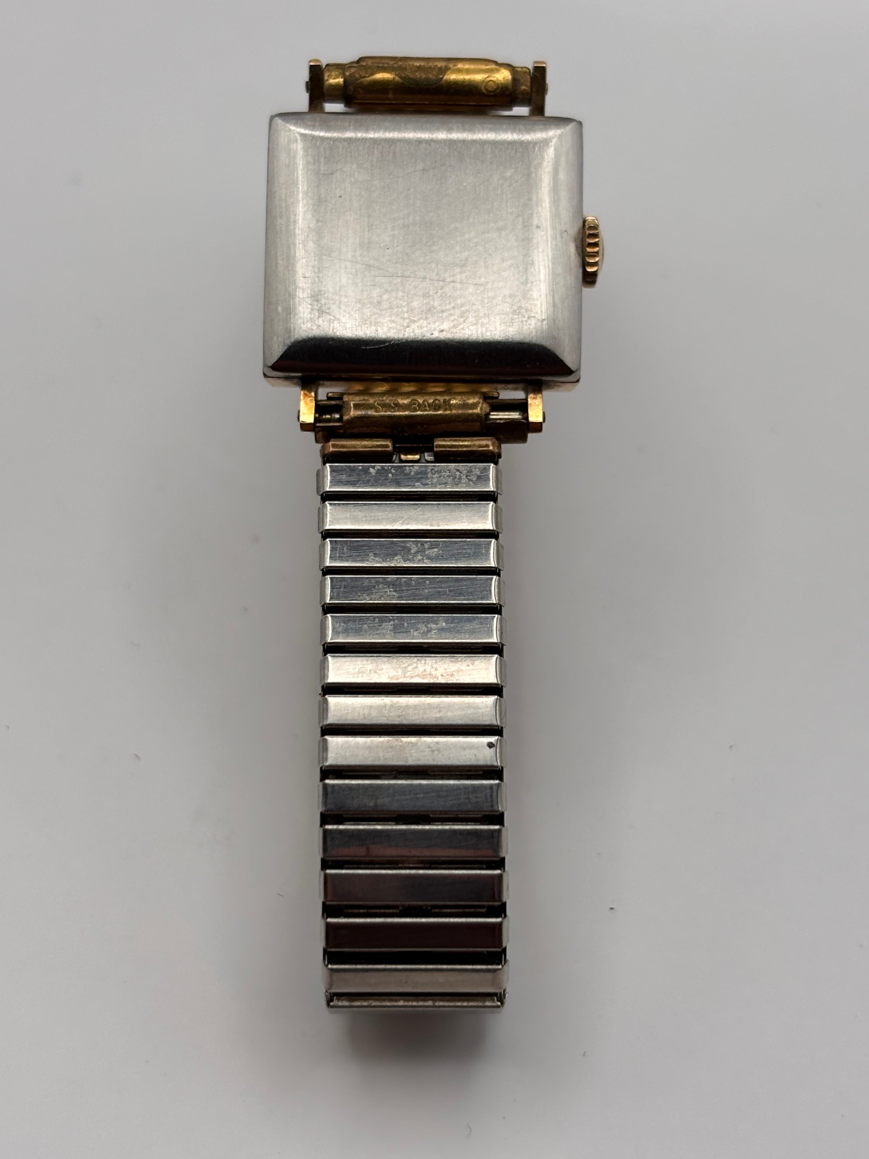 Vintage Tissot Ladies Square Gold Tone Dress
Watch - Perfect Working Condition