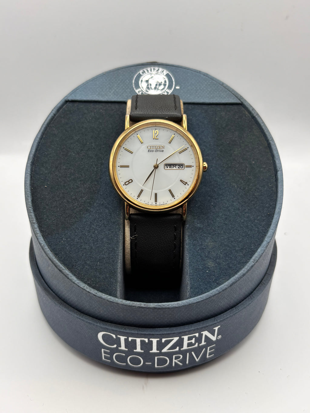 Citizen Eco-Drive Gold Tone Dress Watch White Dial Day-Date – Perfect Working Condition + Box