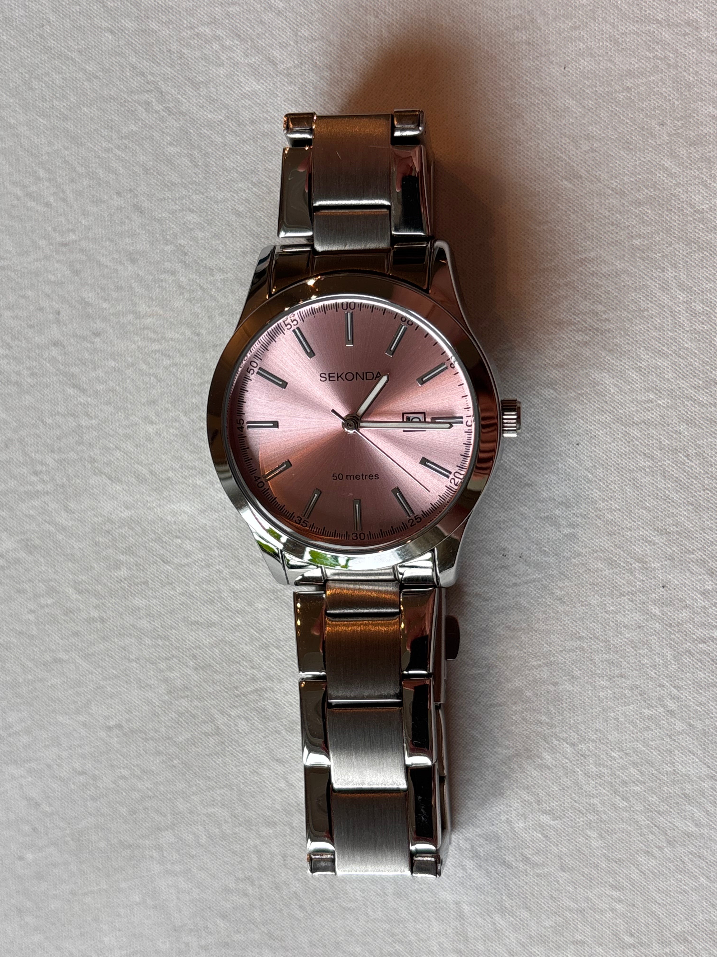 Sekonda Pink Sunburst Dial – Ladies Bracelet Watch (Brand New)