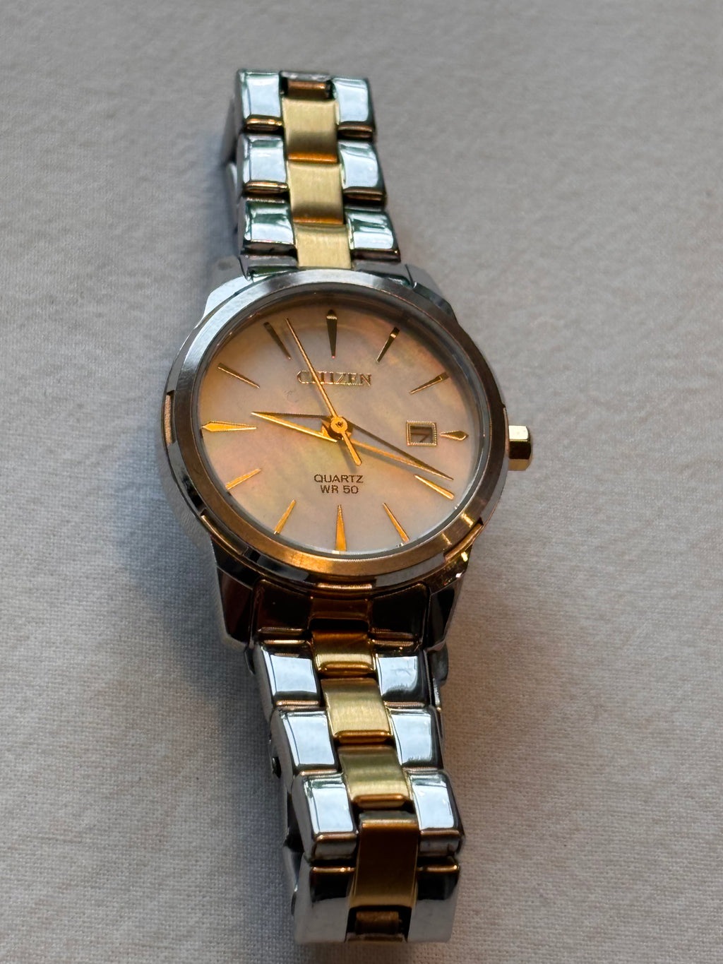 Citizen Quartz WR50 Two-Tone – Ladies Watch