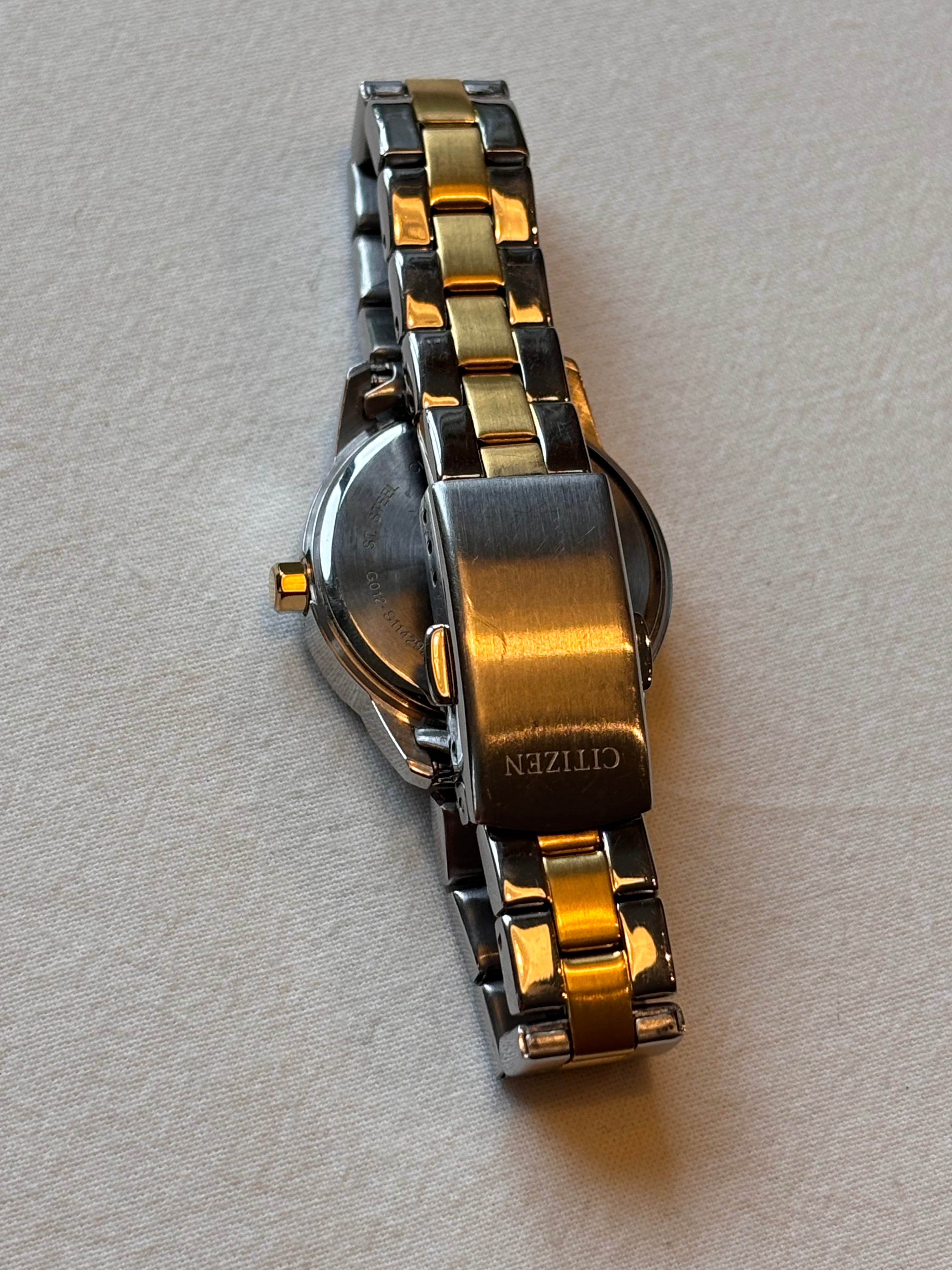Citizen Quartz WR50 Two-Tone – Ladies Watch