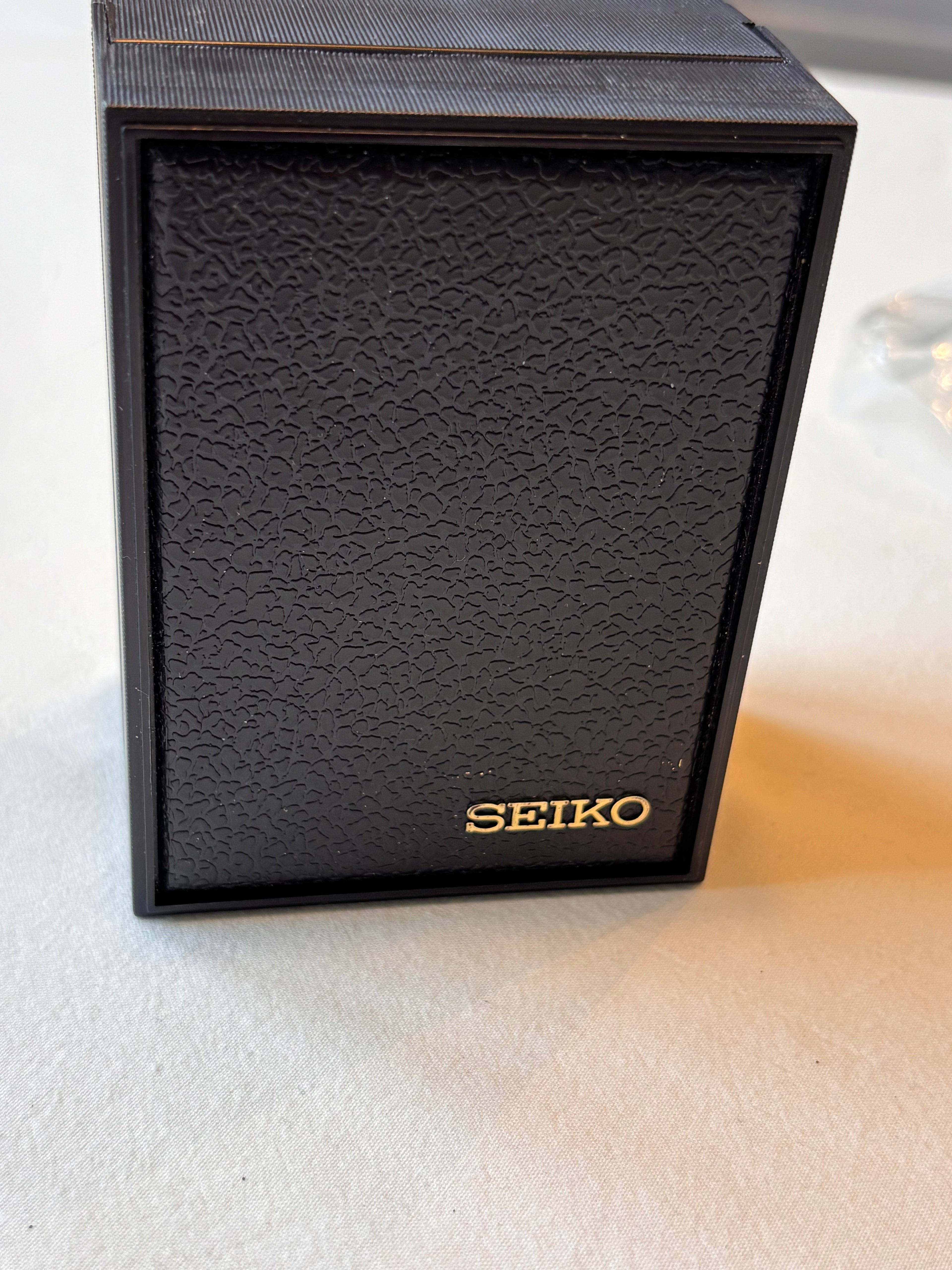Vintage Seiko Ladies Quartz Gold-Tone Watch with Original Box