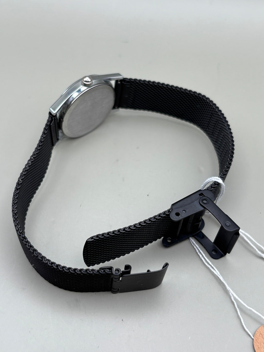 Moretime black mesh bracelet clasp