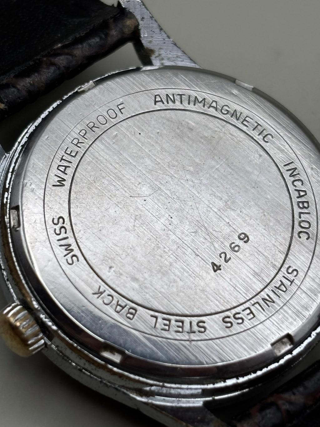 Atlantic 4266 caseback
