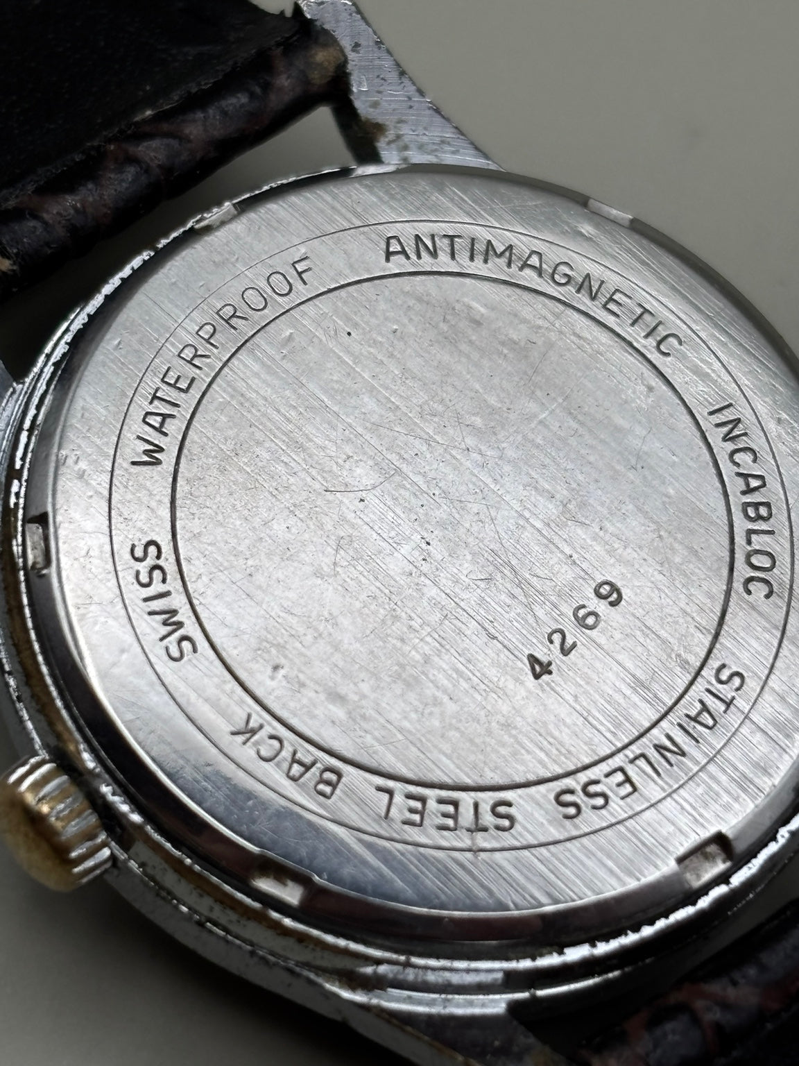Atlantic 4266 caseback