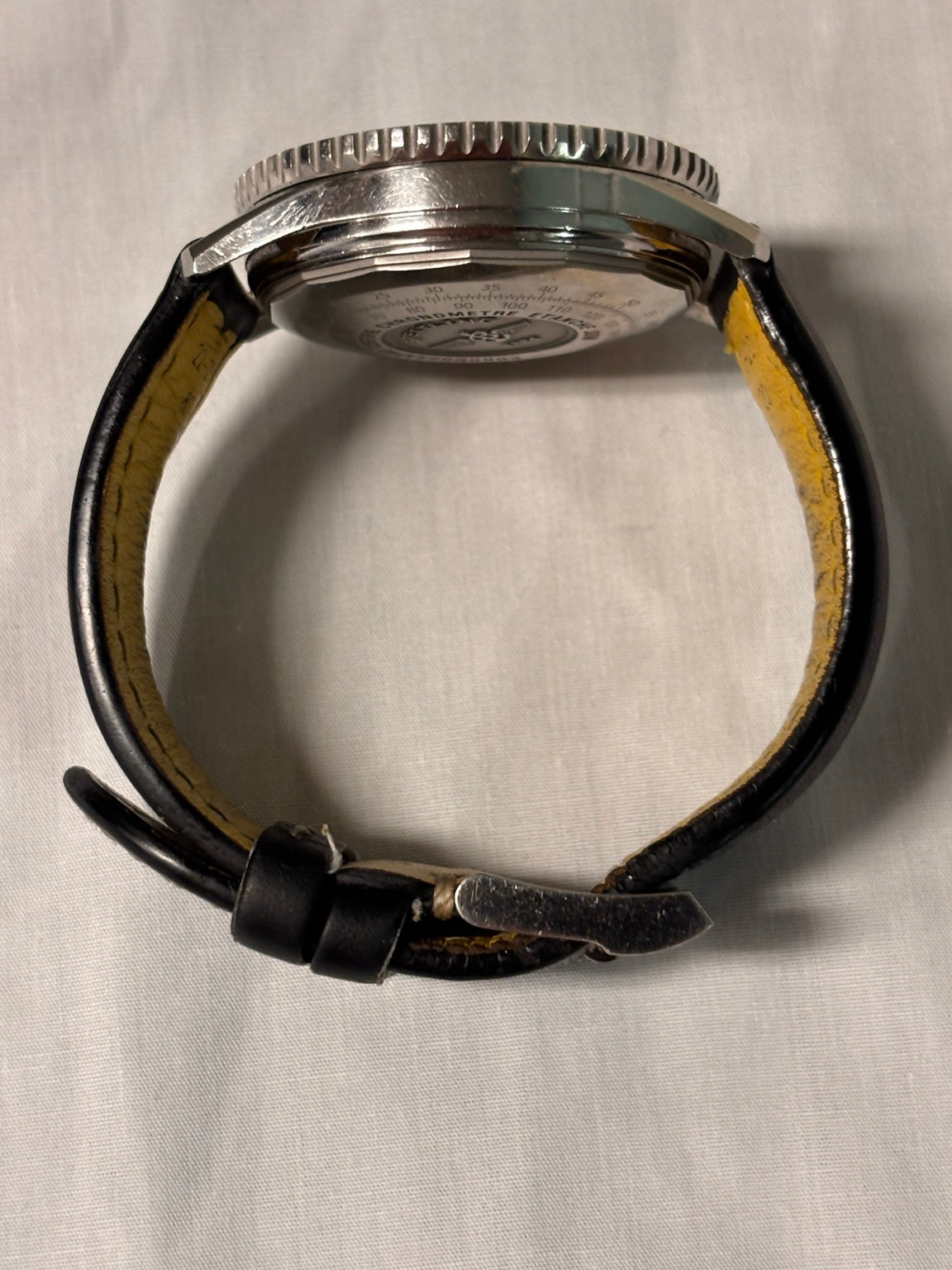 Breitling Navitimer case side and strap