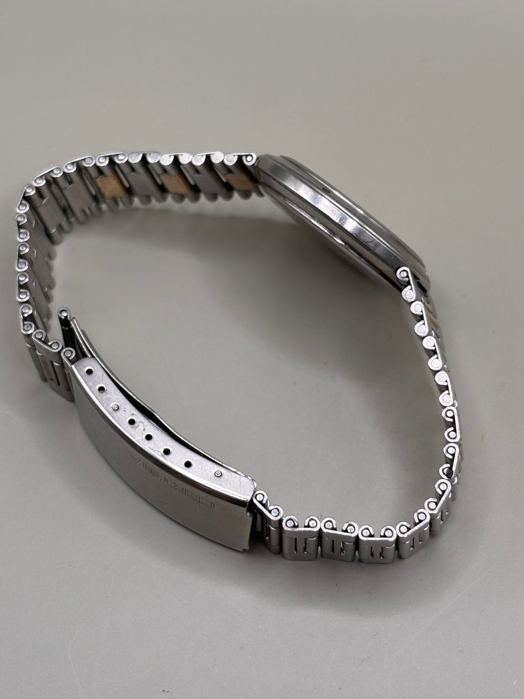 Certina Swiss Quartz EOL 113 1175 43 side and bracelet