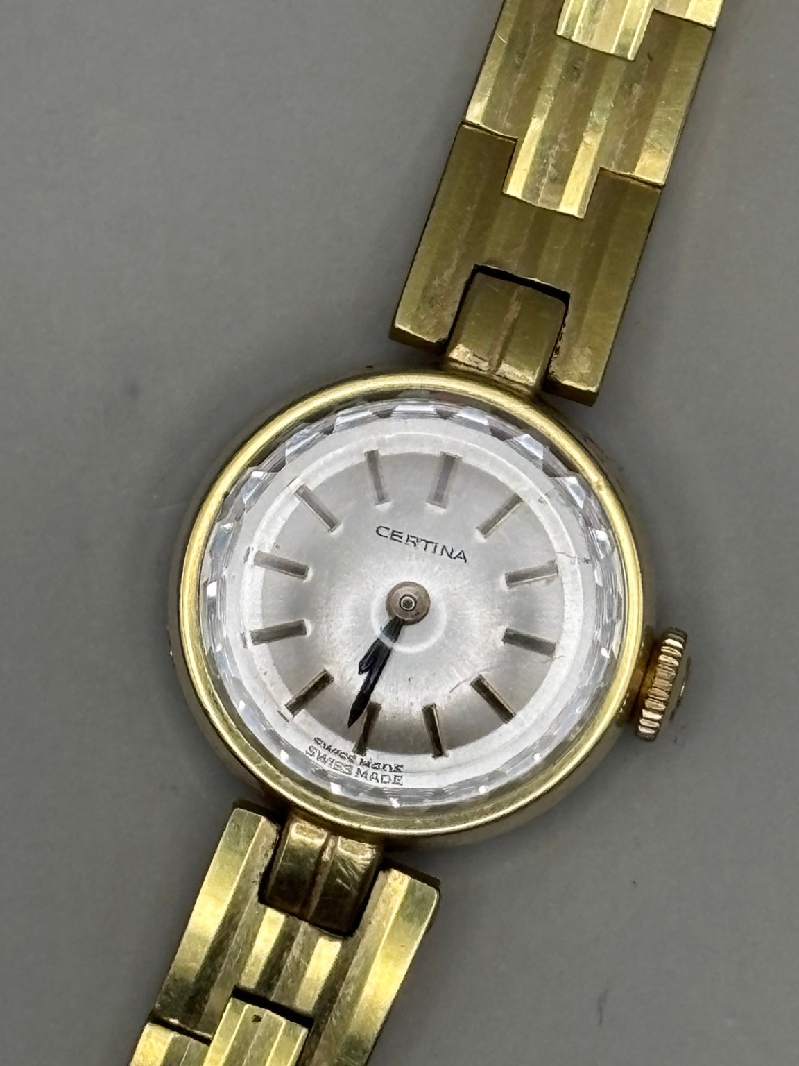 Certina ladies gold-tone watch photo 2