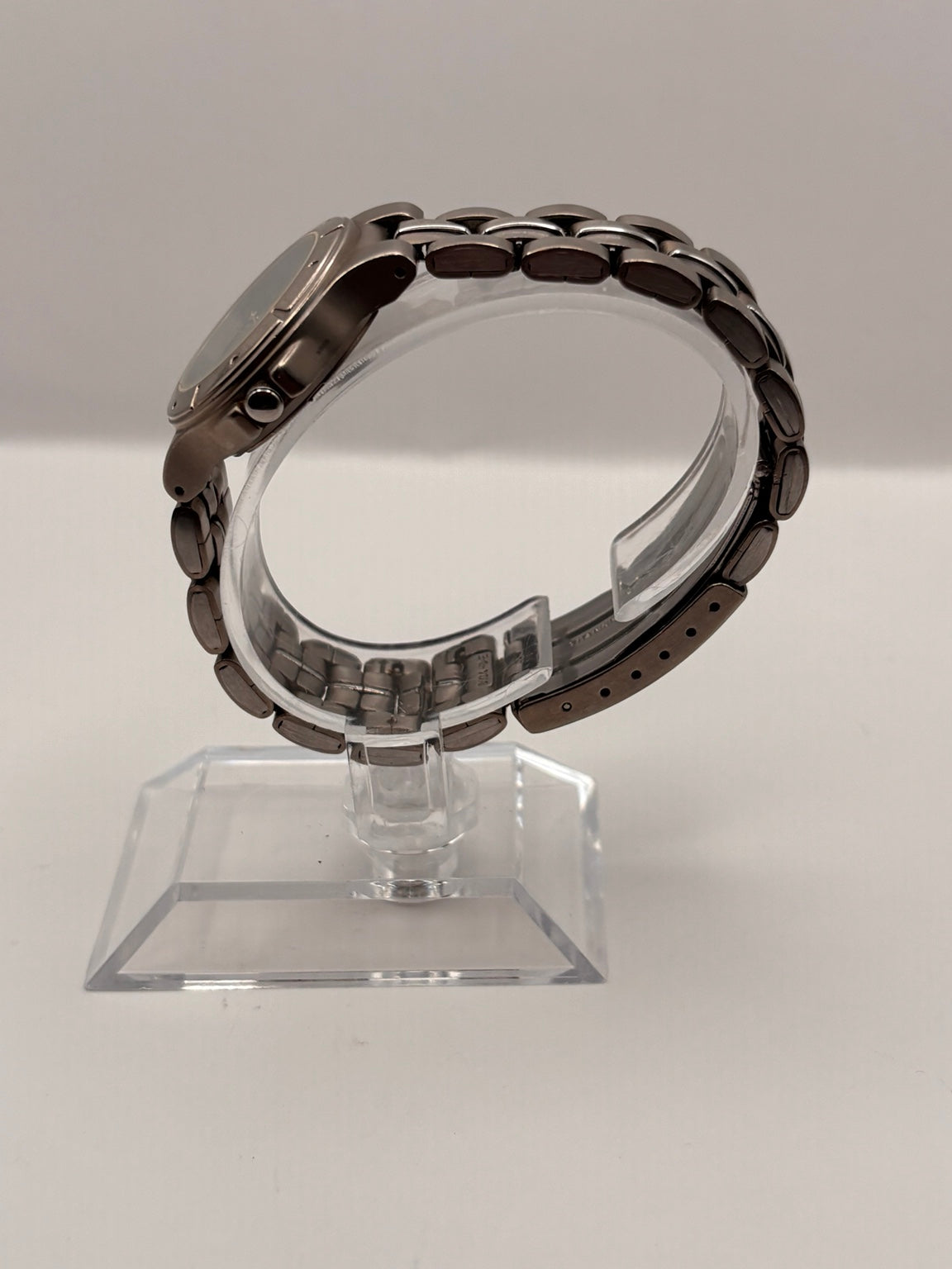 Lorus Titanium quartz watch crown side