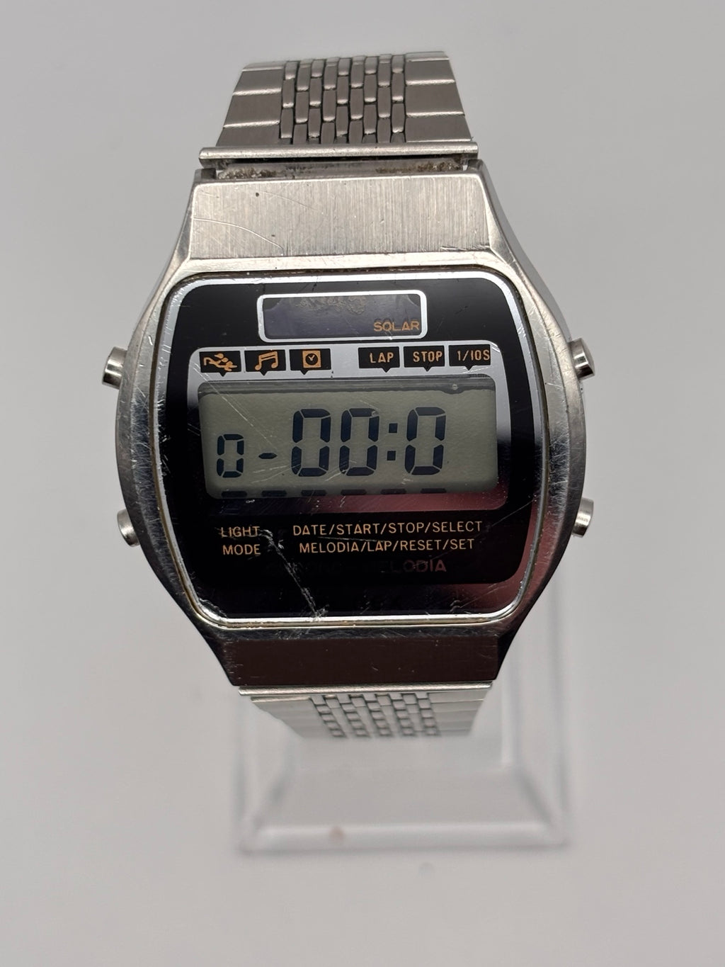 Losta vintage solar digital melody watch front view