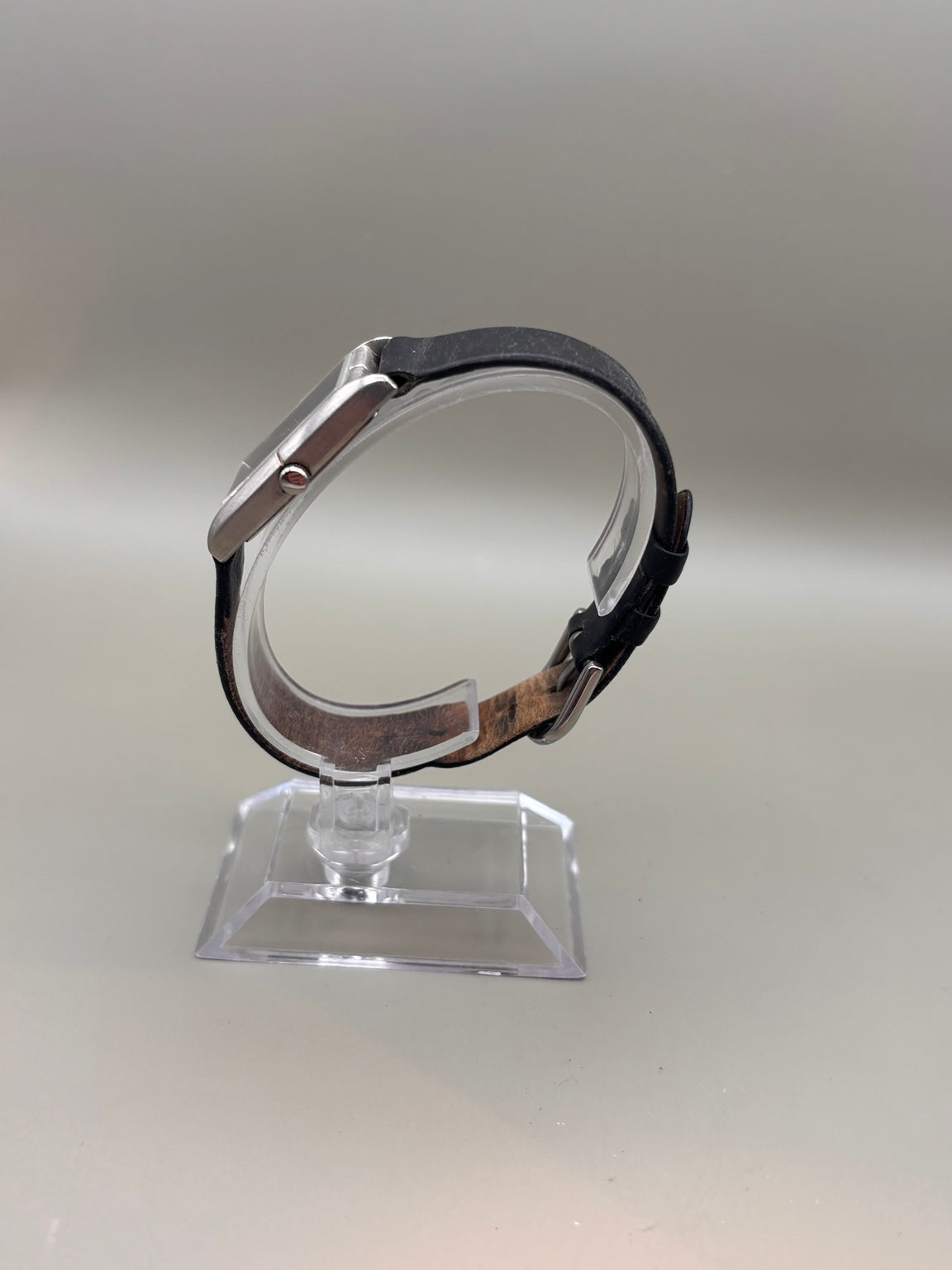 Pierre Cardin rectangular watch profile