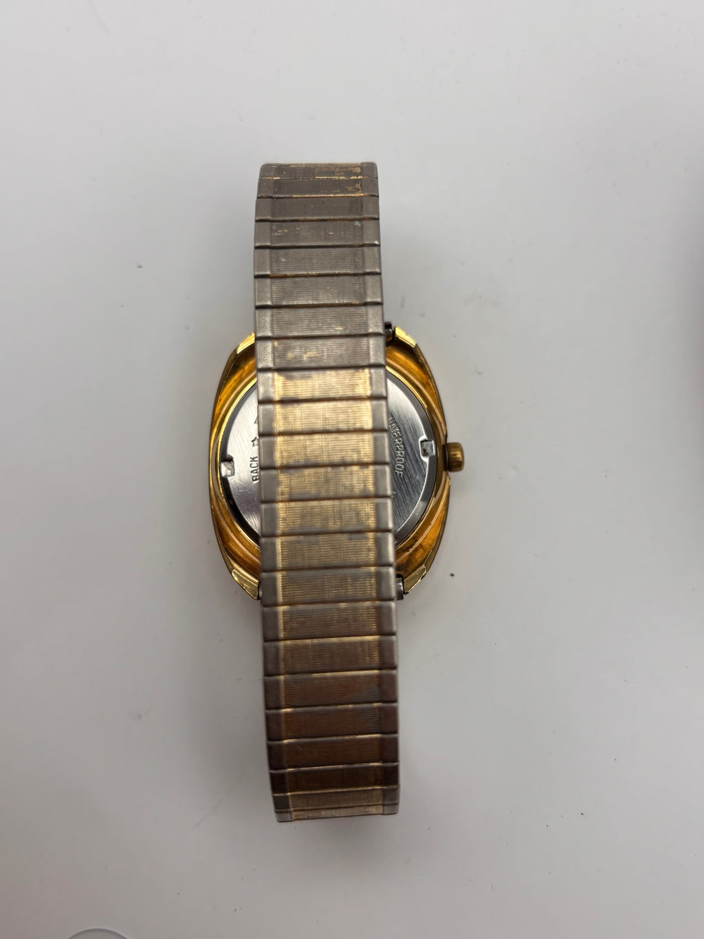 Vintage Rodania watch rear view with expansion bracelet