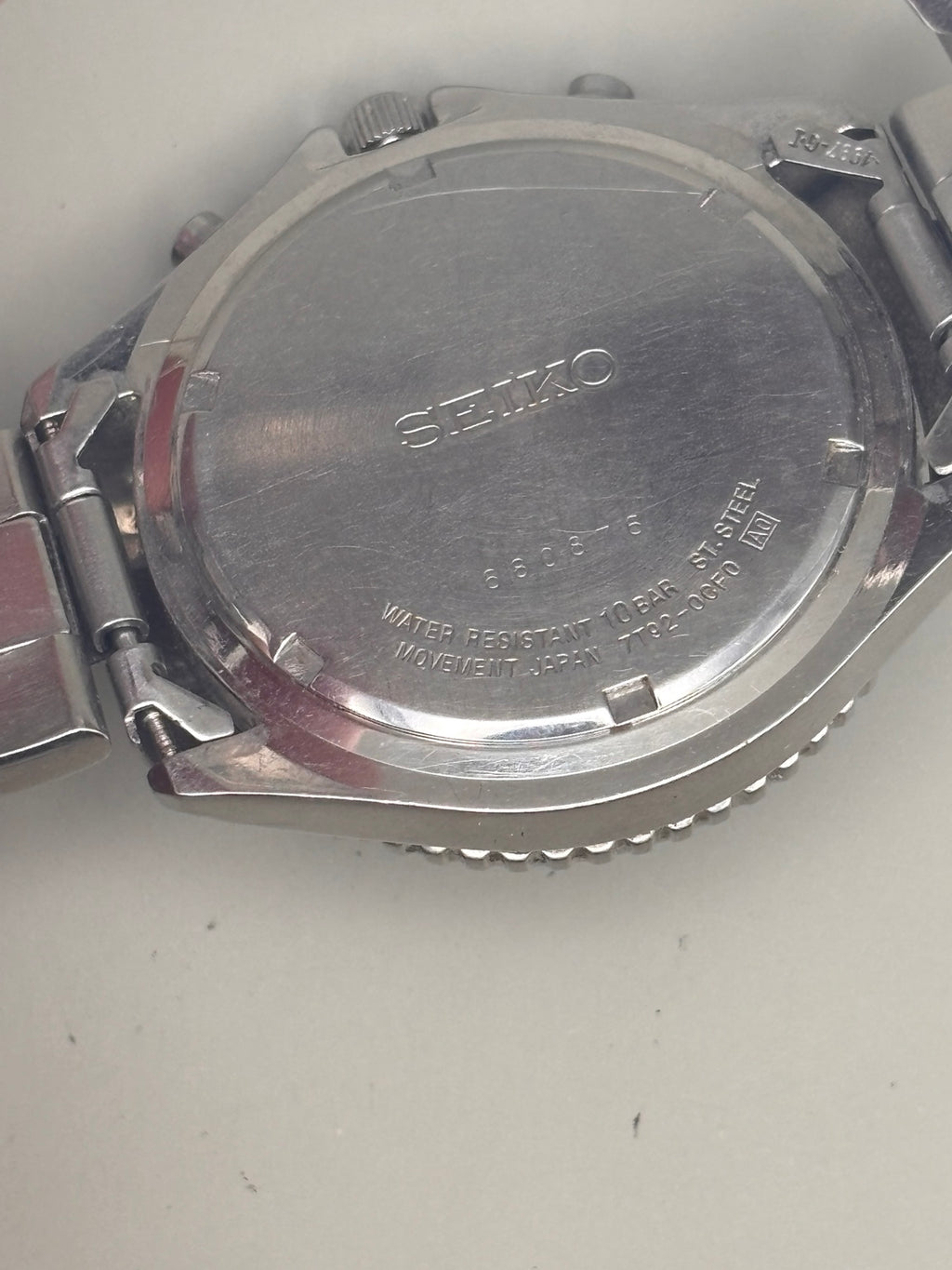 Seiko Chronograph 7T92-0CF0 case back reference