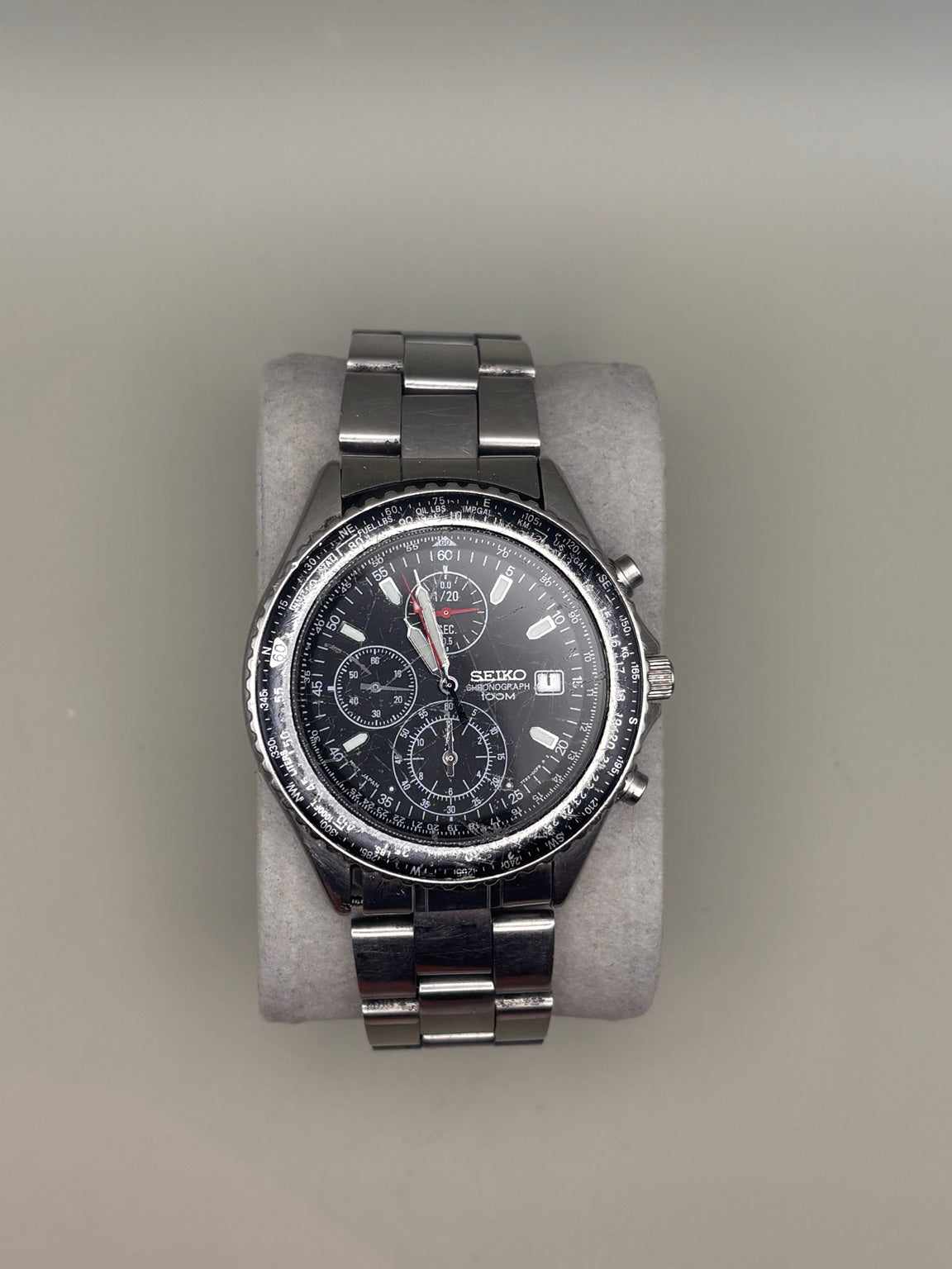 Seiko Chronograph 100M 7T92-0CF0 black dial front