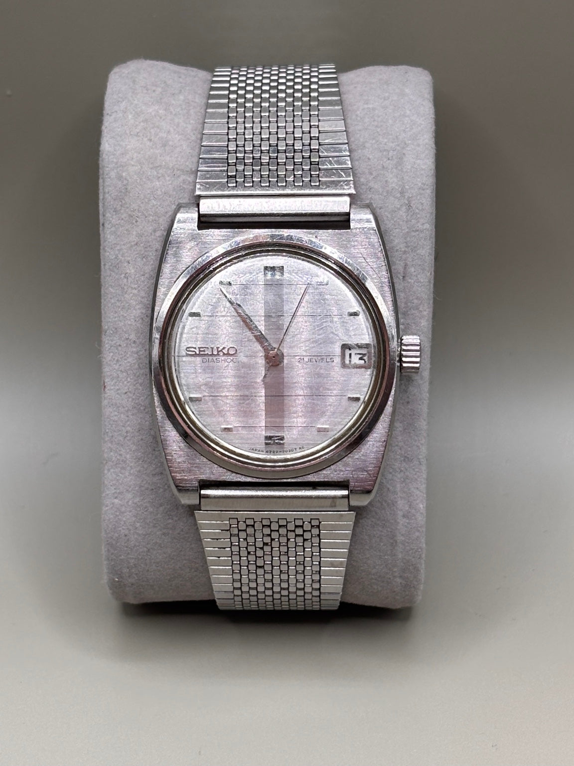 Seiko DiaShock 21 Jewels 6222-7030 front view