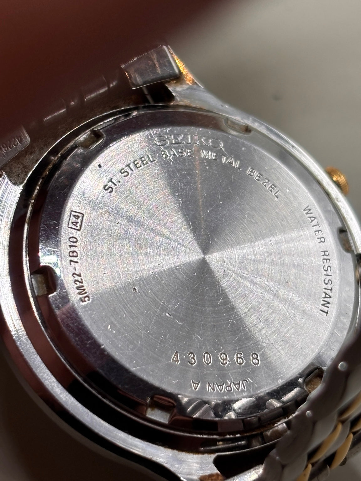 Seiko Kinetic 5M22-7B10 caseback serial 430968
