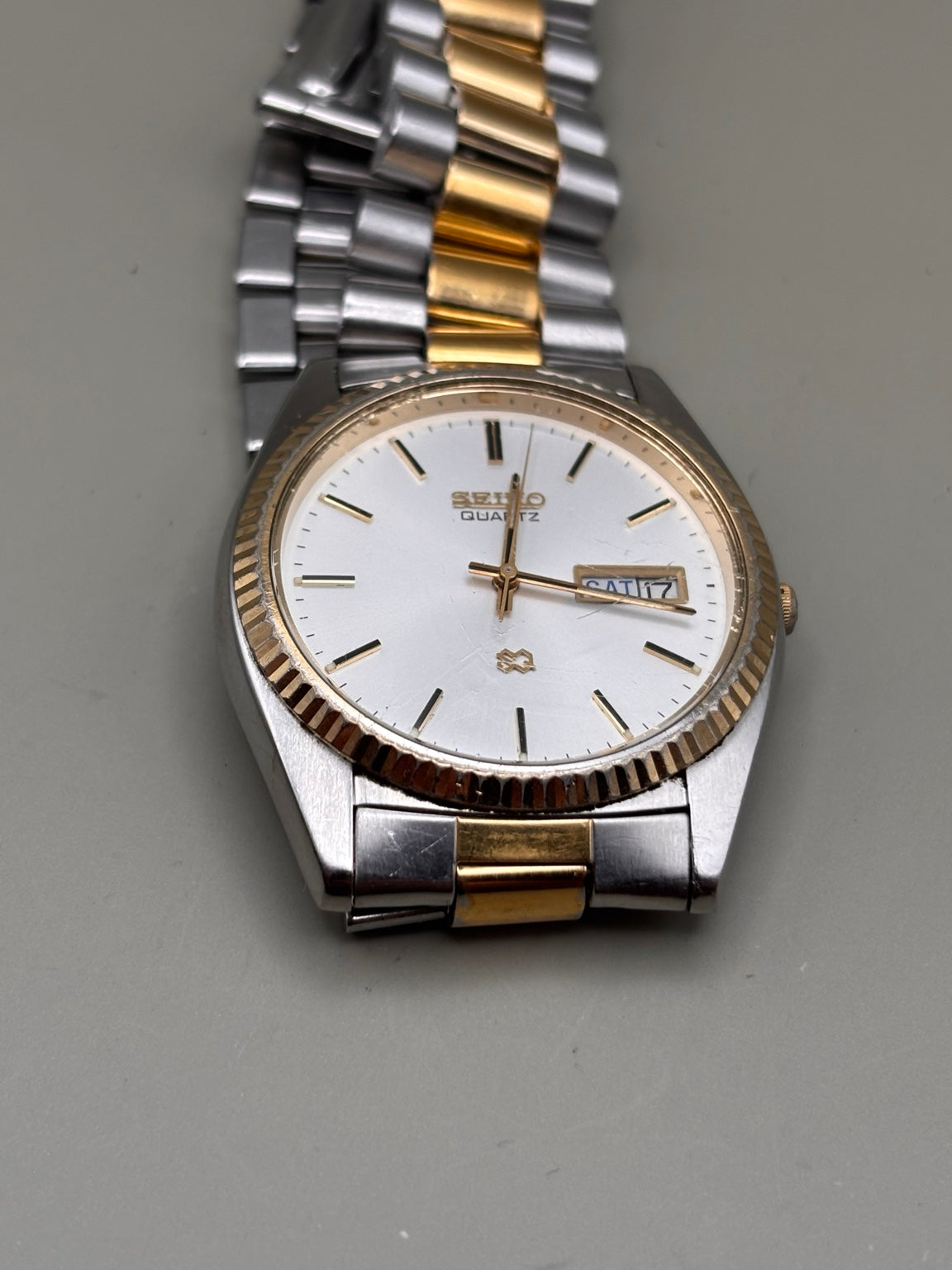 Seiko SQ two-tone quartz watch photo 2