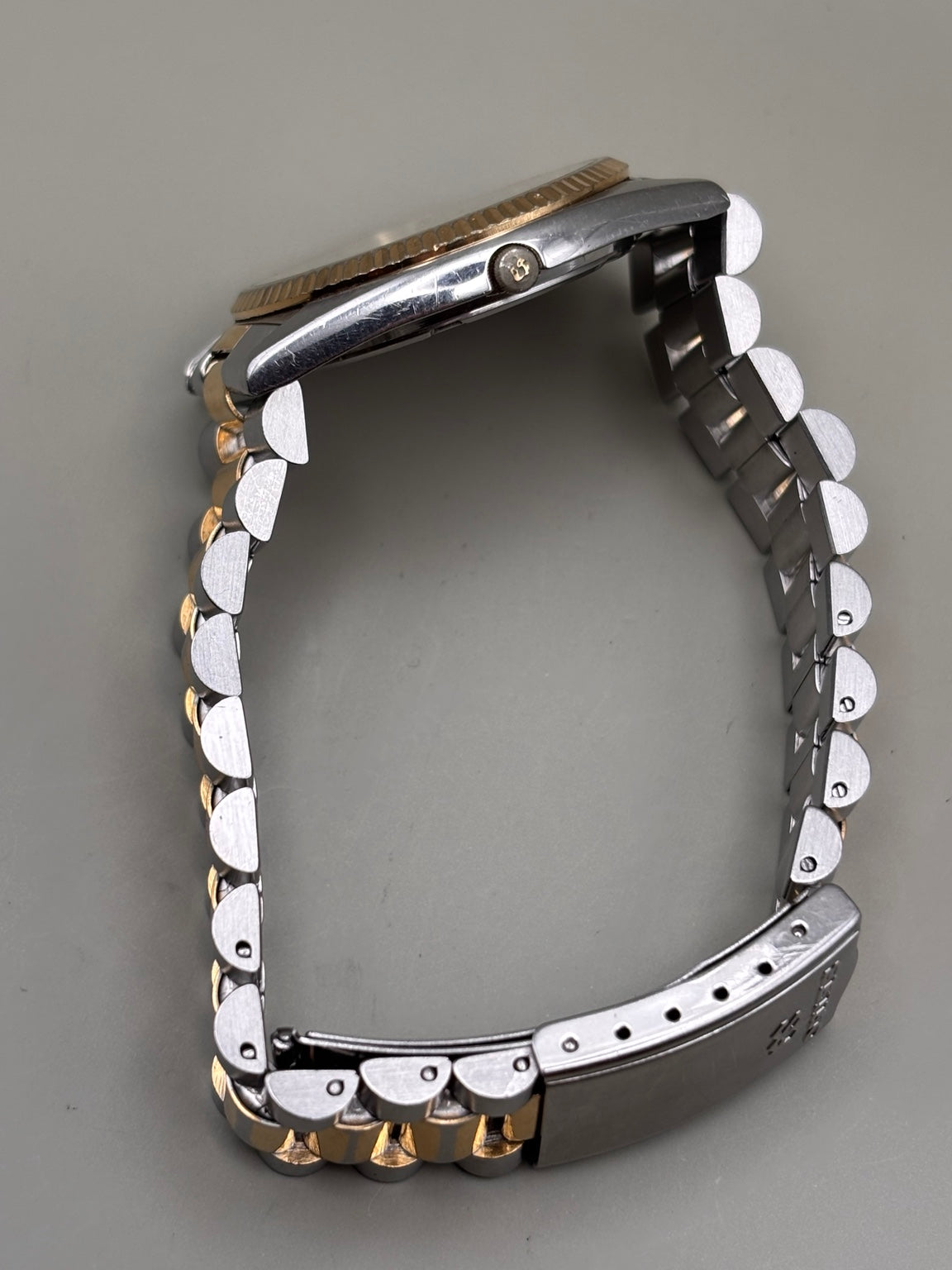 Seiko SQ two-tone quartz watch photo 4